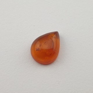 Baltic amber cabochon 9x7 mm no 426