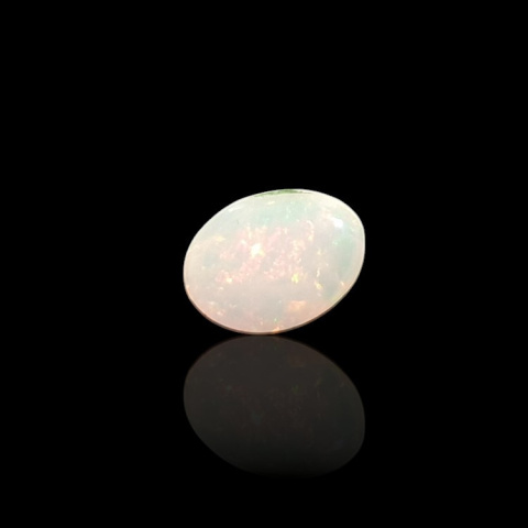 Opal z Etiopii kaboszon 8x6 mm nr 740 Opal z Etiopii kaboszon 8x6 mm nr 740