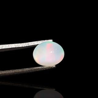 Opal from Ethiopia cabochon 8x6 mm no 749