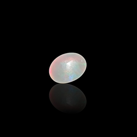 Opal from Ethiopia cabochon 8x6 mm no 755 Opal from Ethiopia cabochon 8x6 mm no 755