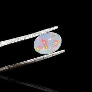Opal from Ethiopia cabochon 8x6 mm no 756