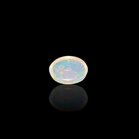 Opal from Ethiopia cabochon 8x6 mm no 756