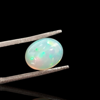 Opal from Ethiopia cabochon 9x7 mm no 721