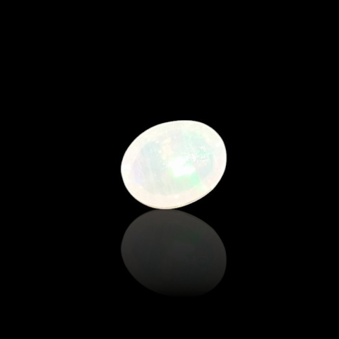 Opal from Ethiopia cabochon 9x7 mm no 733 Opal from Ethiopia cabochon 9x7 mm no 733