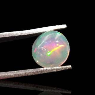Opal from Ethiopia cabochon fi 7 mm no 794