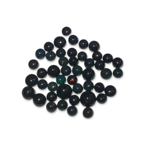 Czarny Opal Etiopski 3,9-6 mm 1 szt. Czarny Opal Etiopski 3,9-6 mm 1 szt.