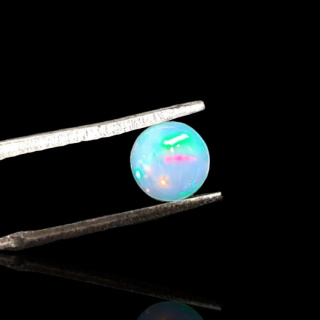 Opal from Ethiopia cabochon fi 6 mm no. 819