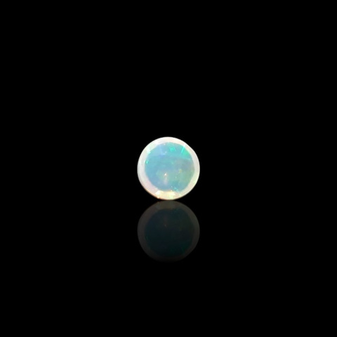 Opal from Ethiopia cabochon fi 7 mm no 802 Opal from Ethiopia cabochon fi 7 mm no 802