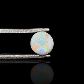 Opal from Ethiopia cabochon fi 7 mm no 803