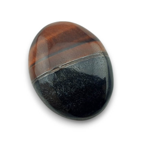 Tiger's eye red cabochon 21x17 mm no. 38 Tiger's eye red cabochon 21x17 mm no. 38