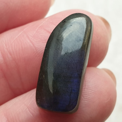 Labradorite cabochon 21x9 mm no. B34 Labradorite cabochon 21x9 mm no. B34
