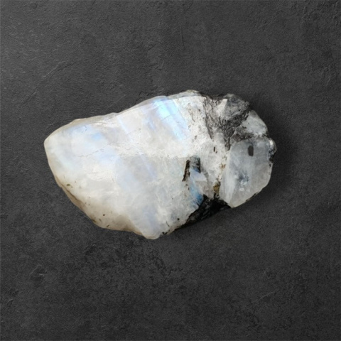 Moonstone polished piece 31x19 mm no 232 Moonstone polished piece 31x19 mm no 232