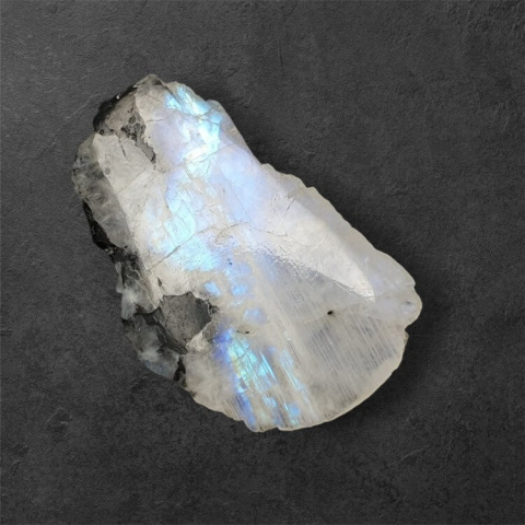Moonstone polished piece 42x26 mm no 207 Moonstone polished piece 42x26 mm no 207