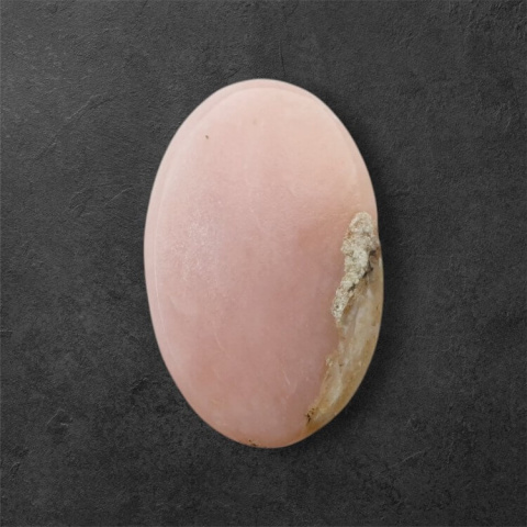 Opal pink cabochon 25x16 mm no 106 Opal pink cabochon 25x16 mm no 106