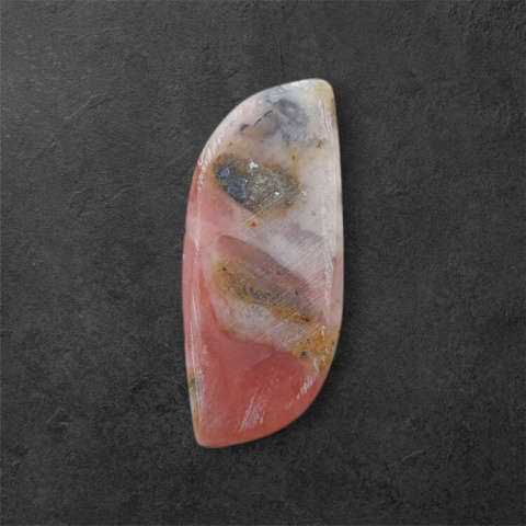 Opal różowy kaboszon 30x13 mm nr 67 Opal różowy kaboszon 30x13 mm nr 67