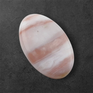 Opal pink cabochon 30x19 mm no 72