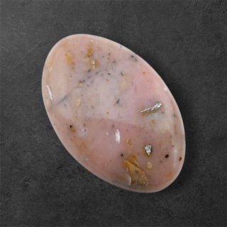 Opal pink cabochon 32x21 mm no. 109