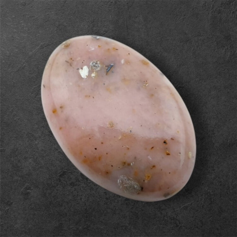 Opal pink cabochon 32x22 mm no 84 Opal pink cabochon 32x22 mm no 84