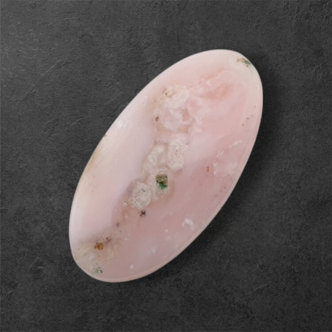 Opal pink cabochon 34x17 mm no. 105 Opal pink cabochon 34x17 mm no. 105