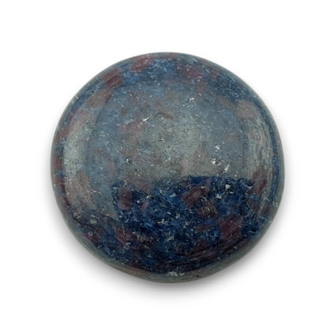 Ruby in kyanite cabochon fi 25 mm no. 70 Ruby in kyanite cabochon fi 25 mm no. 70