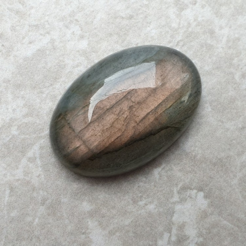 Labradorite cabochon 25x17 mm no B175 Labradorite cabochon 25x17 mm no B175