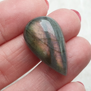 Labradorite cabochon 27x16 mm no. B153