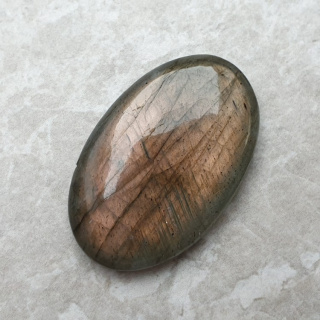 Labradorite cabochon 32x21 mm no. B107