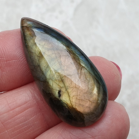 Labradorite cabochon 35x17 mm no. B100 Labradorite cabochon 35x17 mm no. B100