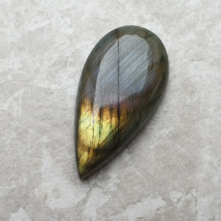 Labradorite cabochon 35x18 mm no. B79