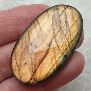 Labradoryt kaboszon 45x26 mm nr B104