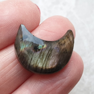 Labradoryt kaboszon księżyc 21x17 mm nr 260