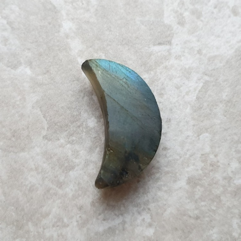 Labradorite cabochon moon 22x12 mm no. 254 Labradorite cabochon moon 22x12 mm no. 254