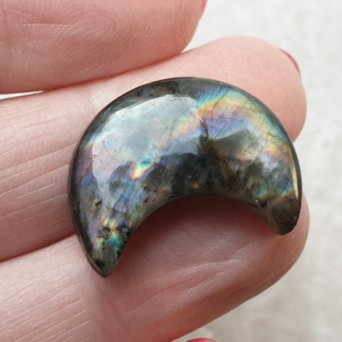 Labradorite cabochon moon 23x18 mm no. 160 Labradorite cabochon moon 23x18 mm no. 160