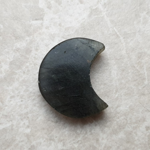Labradorite cabochon moon 23x19 mm no 212