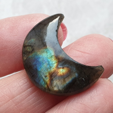 Labradorite cabochon moon 24x19 mm no. 256 Labradorite cabochon moon 24x19 mm no. 256