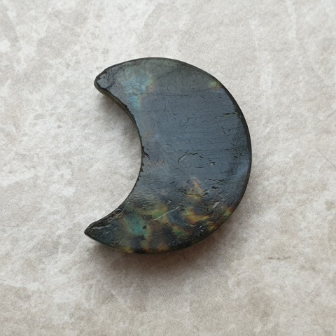 Labradorite cabochon moon 25x21 mm no. 176 Labradorite cabochon moon 25x21 mm no. 176