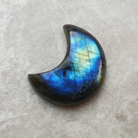 Labradorite cabochon moon 25x21 mm no 178 Labradorite cabochon moon 25x21 mm no 178