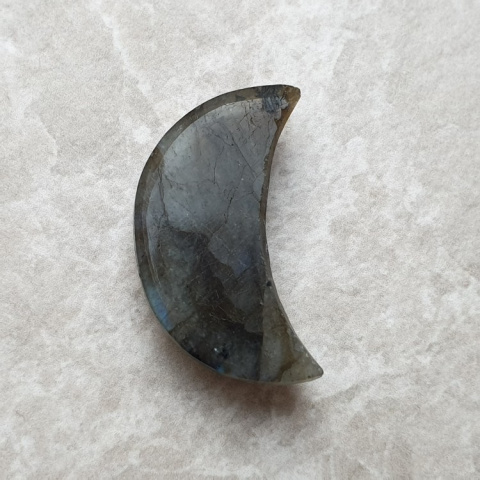 Labradorite cabochon moon 26x16 mm no. 241 Labradorite cabochon moon 26x16 mm no. 241