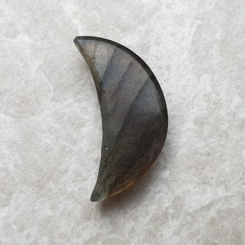 Labradorite cabochon moon 28x15 mm no 235 Labradorite cabochon moon 28x15 mm no 235