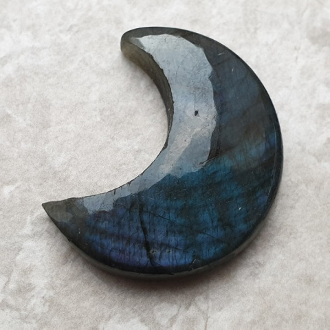 Labradorite cabochon moon 28x23 mm no 232 Labradorite cabochon moon 28x23 mm no 232