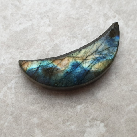 Labradorite cabochon moon 29x12 mm no 206 Labradorite cabochon moon 29x12 mm no 206