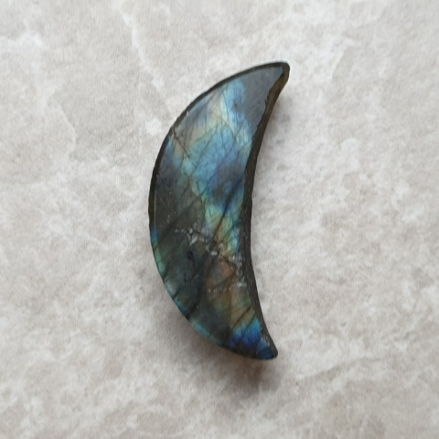 Labradorite cabochon moon 29x12 mm no 206 Labradorite cabochon moon 29x12 mm no 206