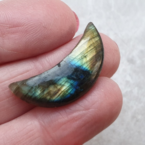 Labradorite cabochon moon 29x14 mm no 179 Labradorite cabochon moon 29x14 mm no 179