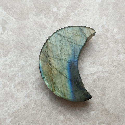 Labradorite cabochon moon 29x21 mm no 192 Labradorite cabochon moon 29x21 mm no 192
