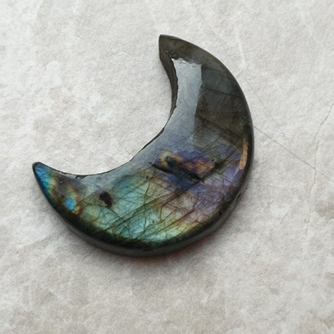 Labradorite cabochon moon 29x22 mm no 202 Labradorite cabochon moon 29x22 mm no 202