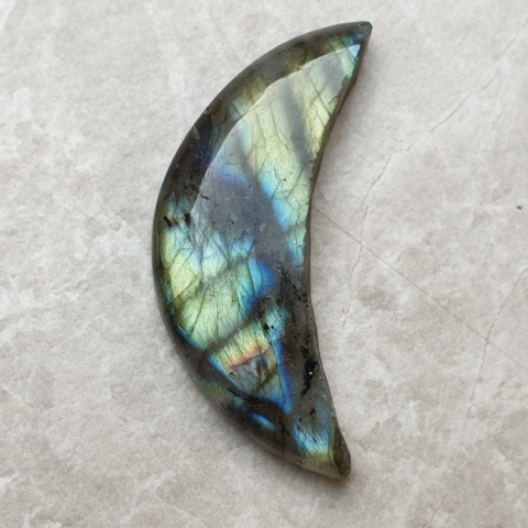 Labradorite cabochon moon 45x19 mm no. 187 Labradorite cabochon moon 45x19 mm no. 187
