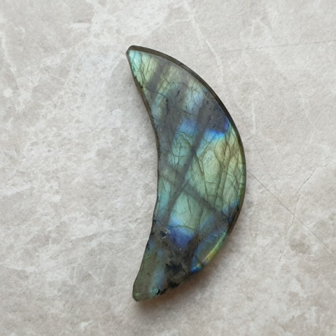 Labradorite cabochon moon 45x19 mm no. 187 Labradorite cabochon moon 45x19 mm no. 187