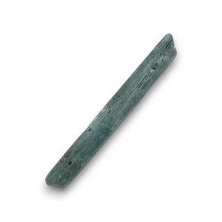 Kyanite icicle 40x7 mm no 183