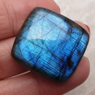 Labradorite cabochon 28x27 mm no. B230