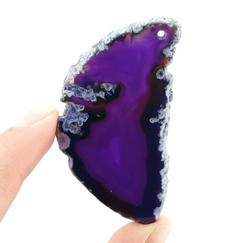 Agate slice with hole 64x36 mm no 390 Agate slice with hole 64x36 mm no 390